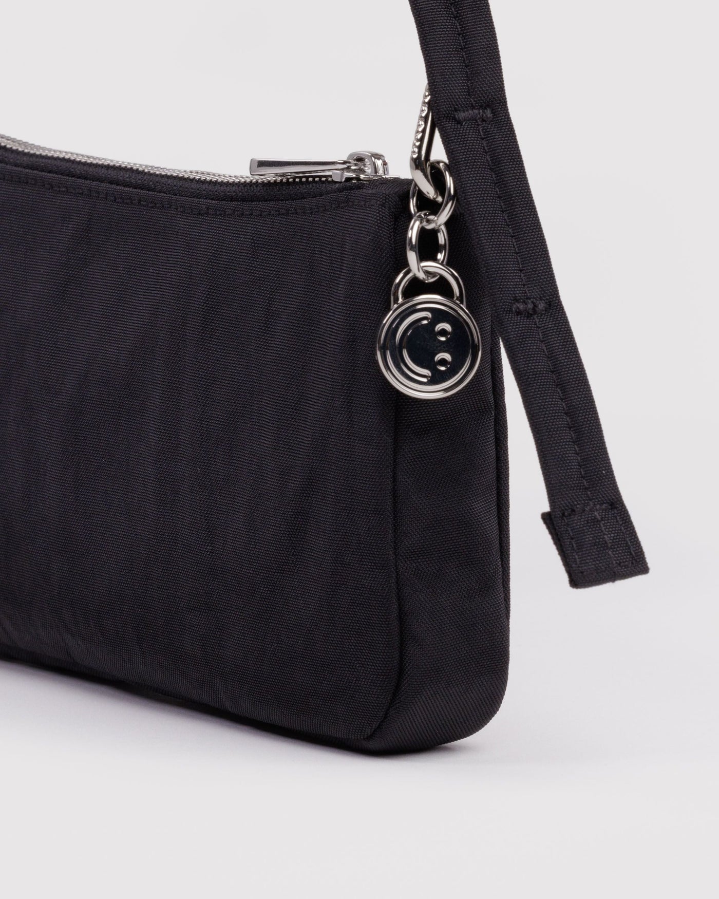 Nylon Pochette